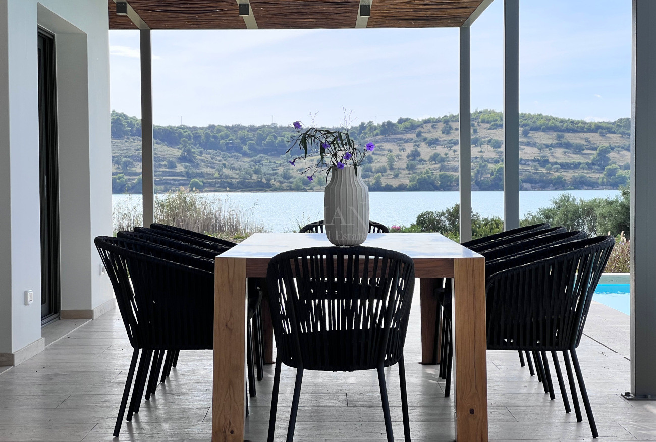 Villa Magic Lake