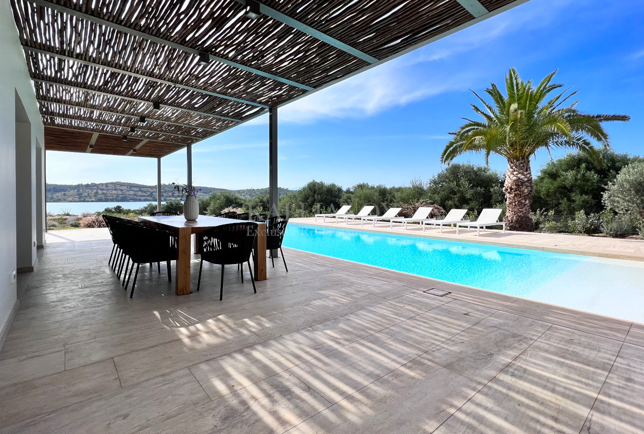Villa Magic Lake