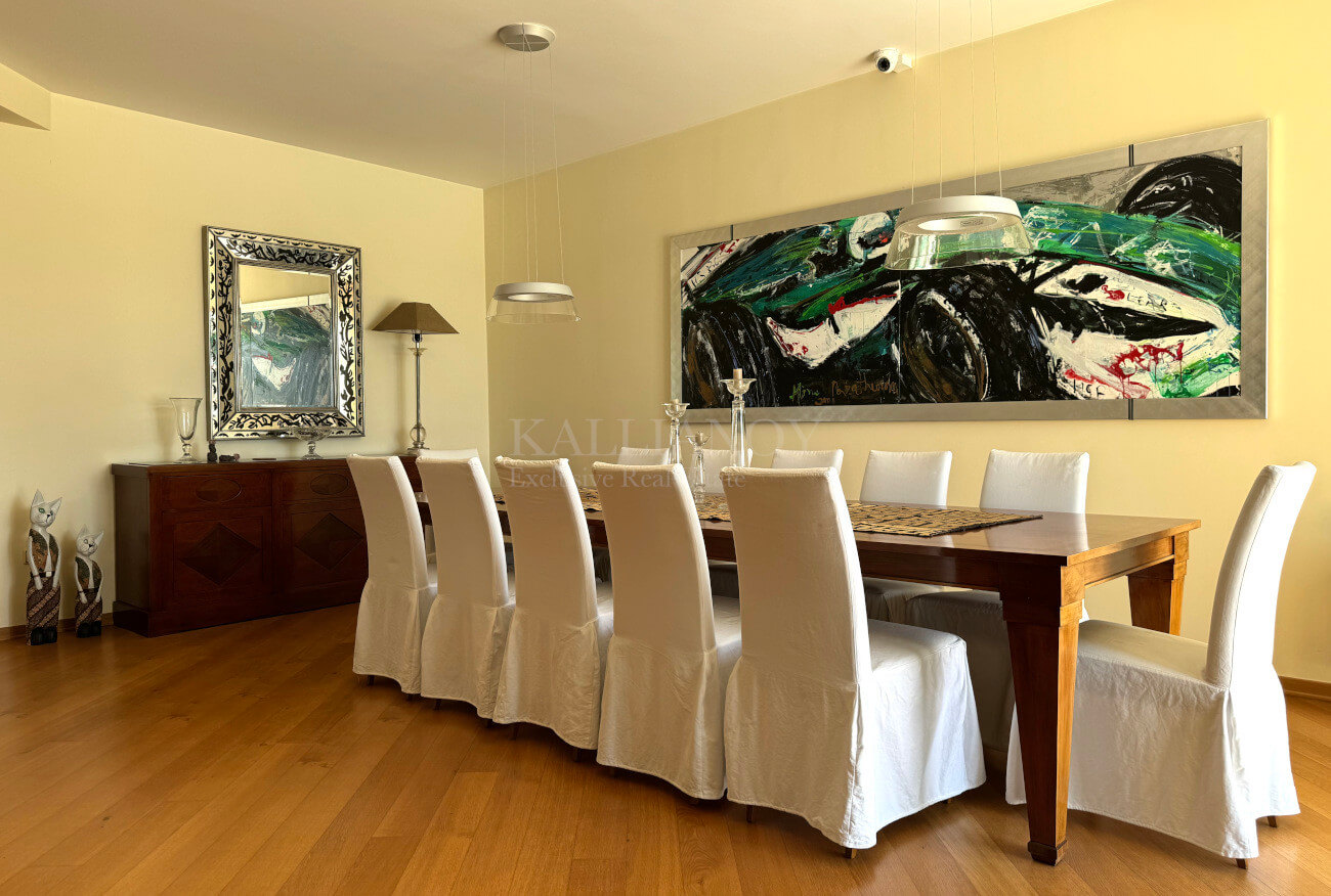 Villa Palm
