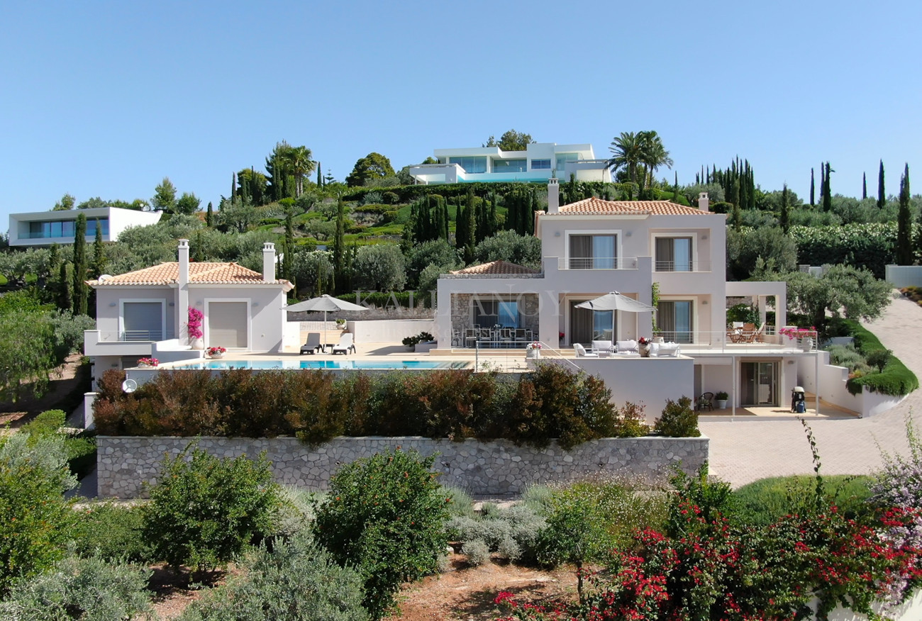 Villa Elements