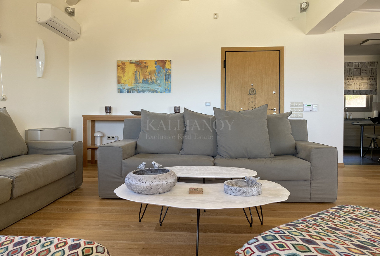Villa Elements