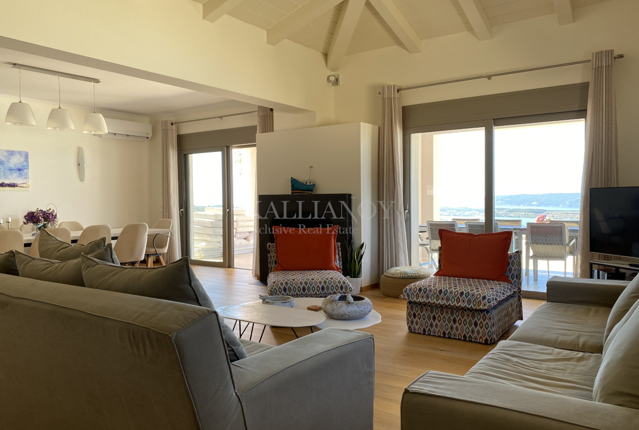 Villa Elements