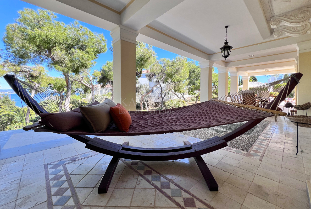 Villa Mansion