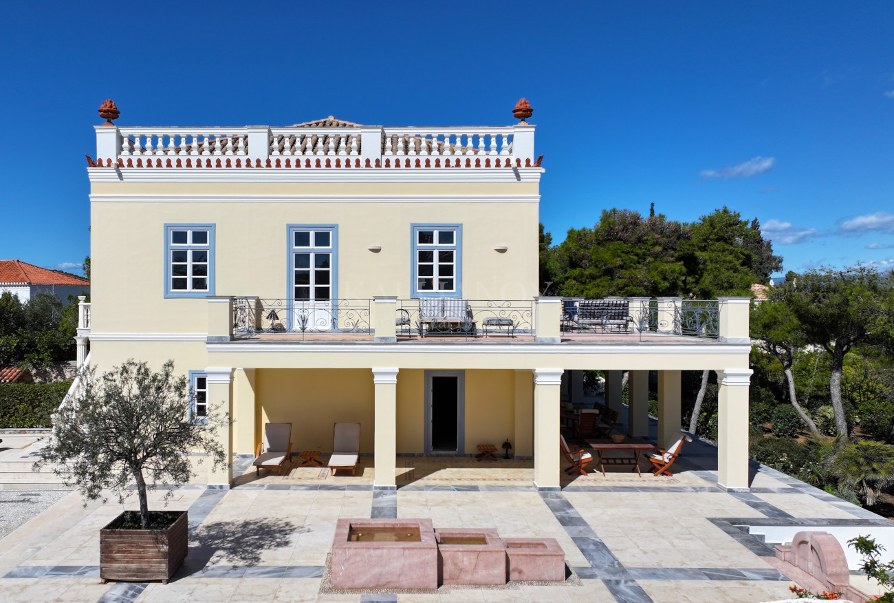 Villa Mansion