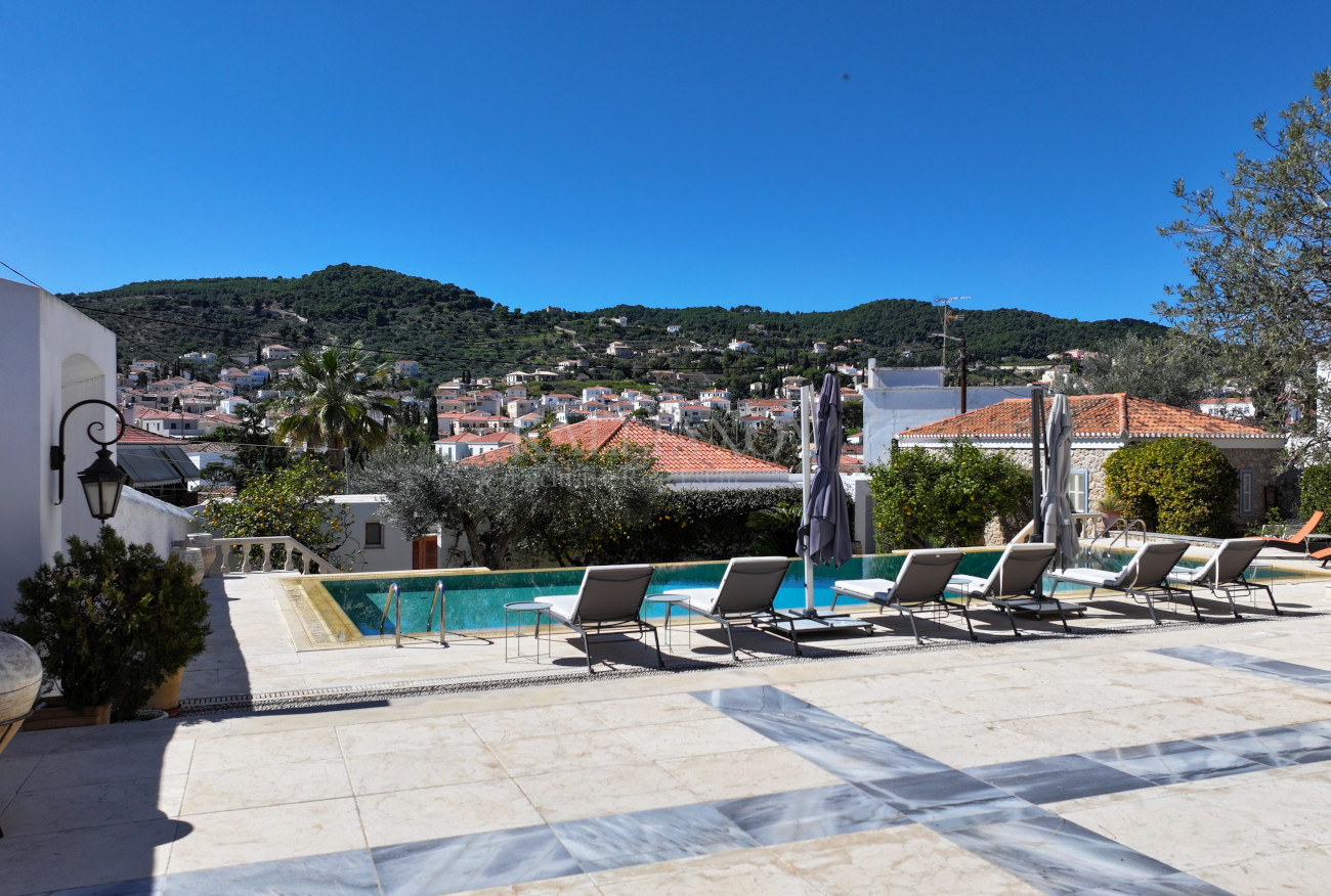 Villa Mansion