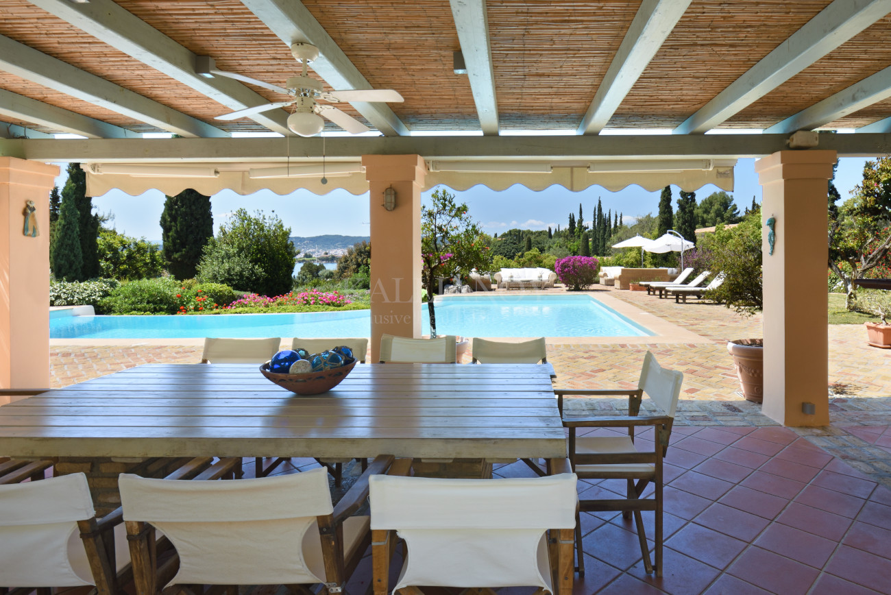 Villa Seascape