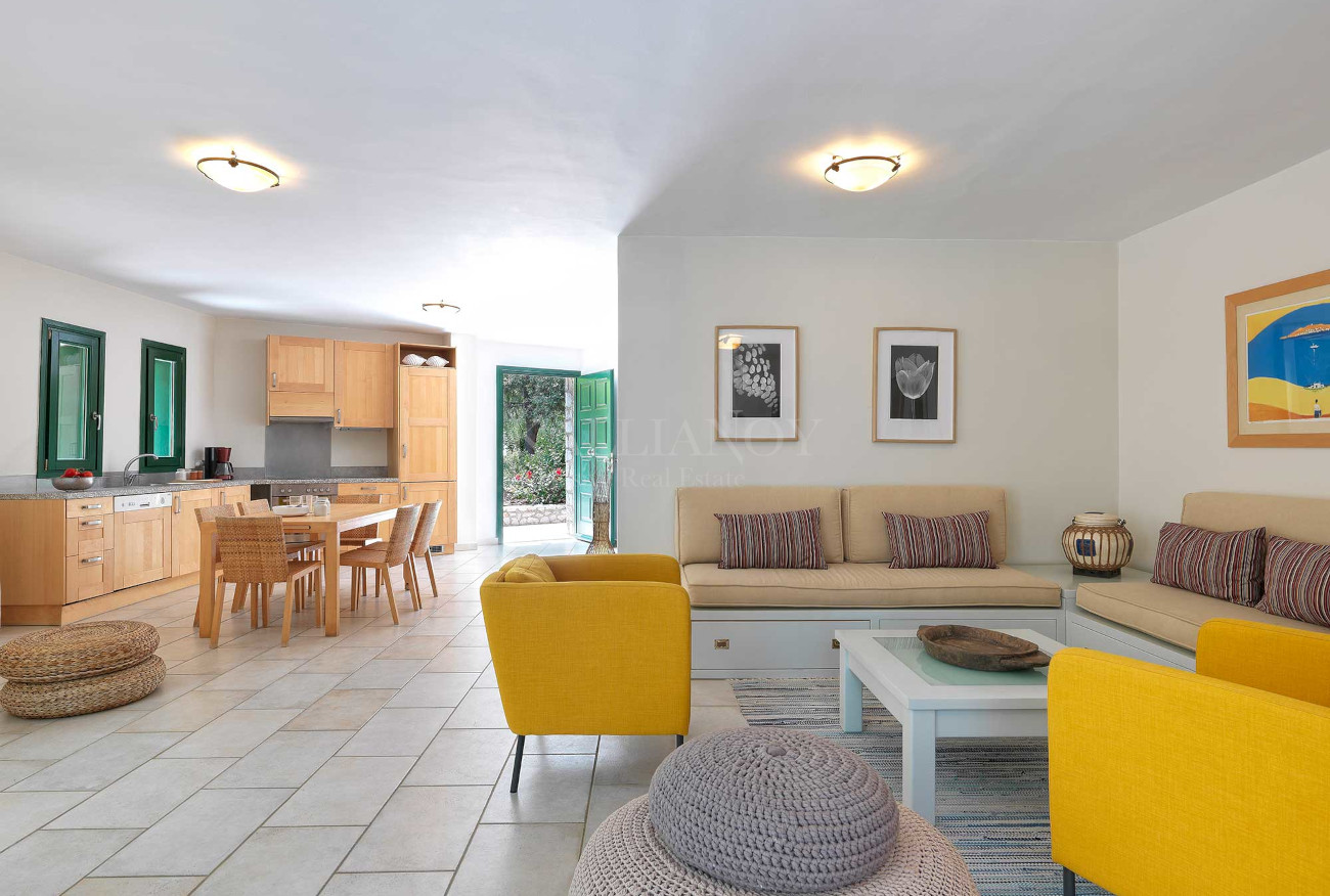 Villa Salty II